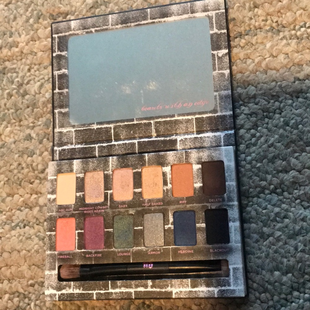 Urban Decay nocturnal palette